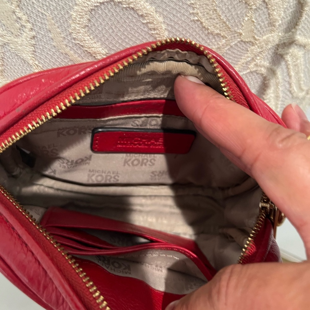 Michael‎ Kors Red Leather Mini Crossbody Chainlink Bag - Picture 5 of 8